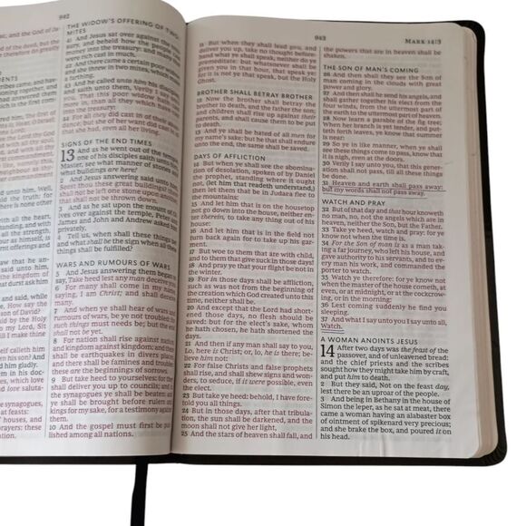 Thinline Bible Large Print Imitation Leather Red Letter Edition Thomas Nelson - Picture 9 of 16